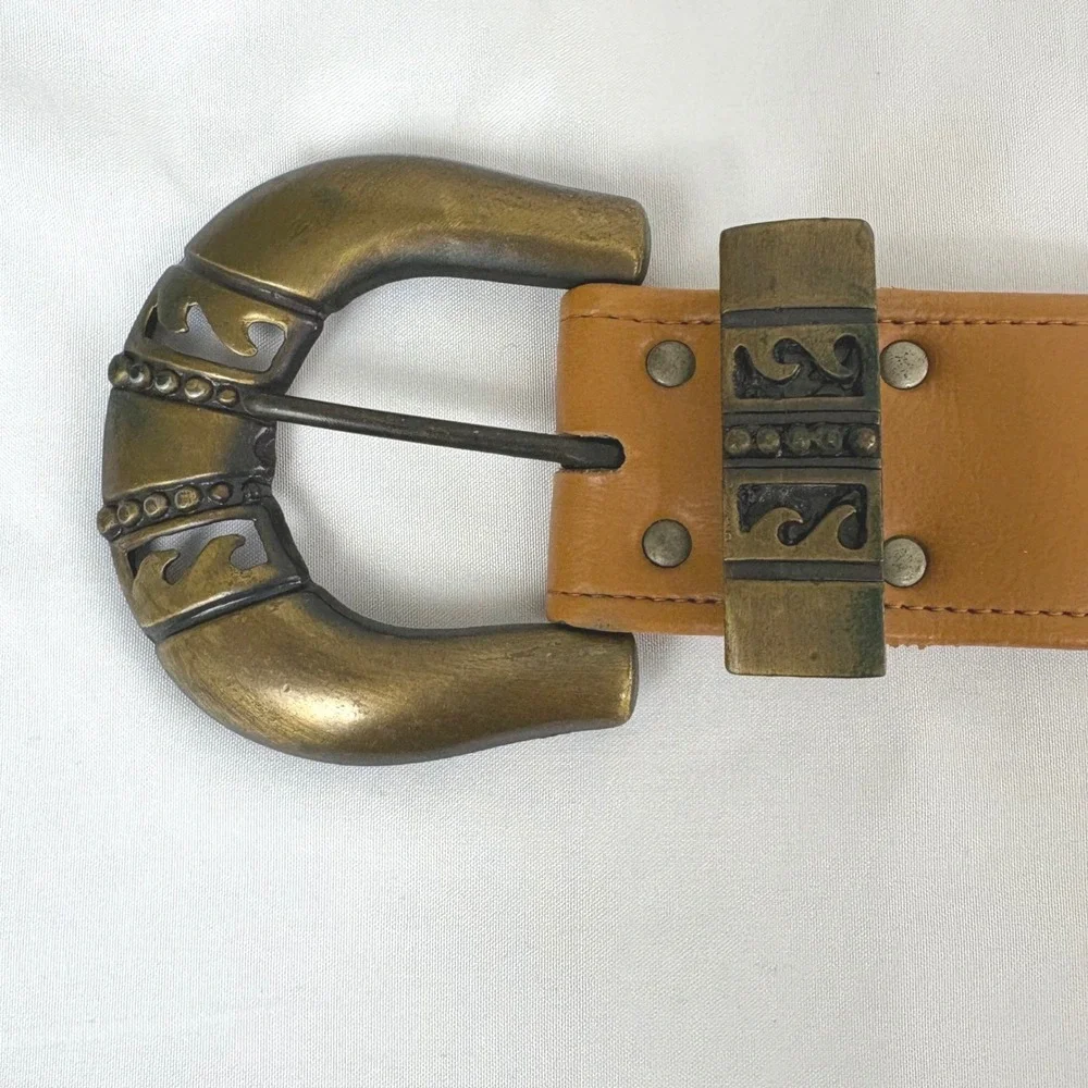 Brown Leather Belt Womens 31 in Animal Ornate Boho Elephant Zebra Lion‎ Western